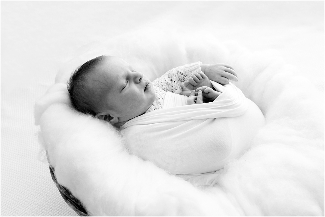 Adalie newborn photo session_0025